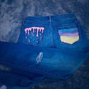 new cute painted jeans!